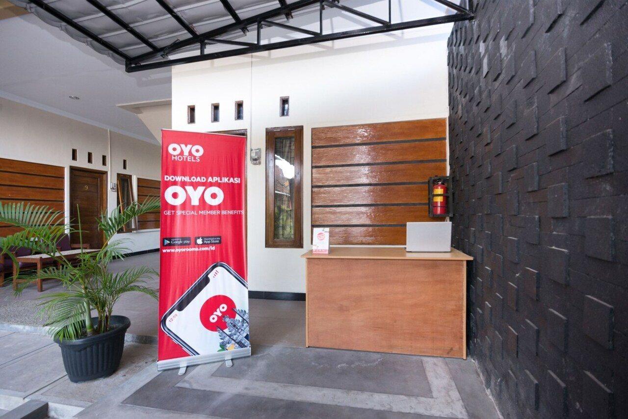 Oyo 1226 アル アブロール ホームステイ ジョグジャカルタ エクステリア 写真